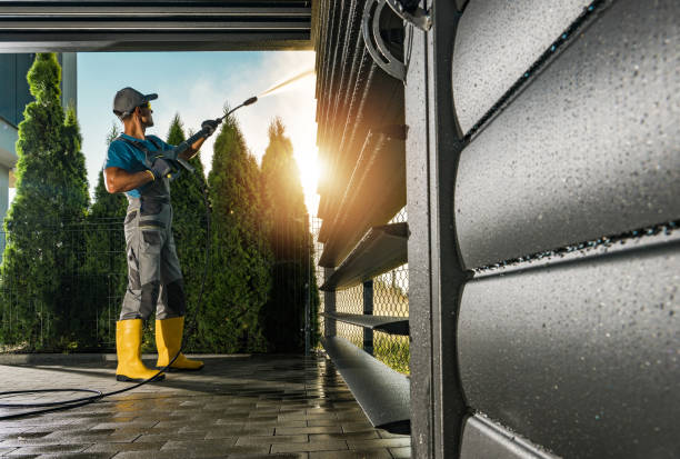 Best Sidewalk and Walkway Cleaning  in Lowellville, OH
